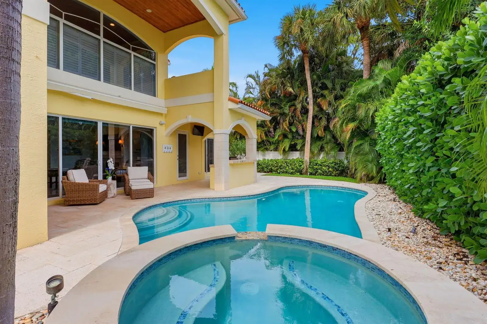 106 Nativa Circle, North Palm Beach FL 33410 photo 2