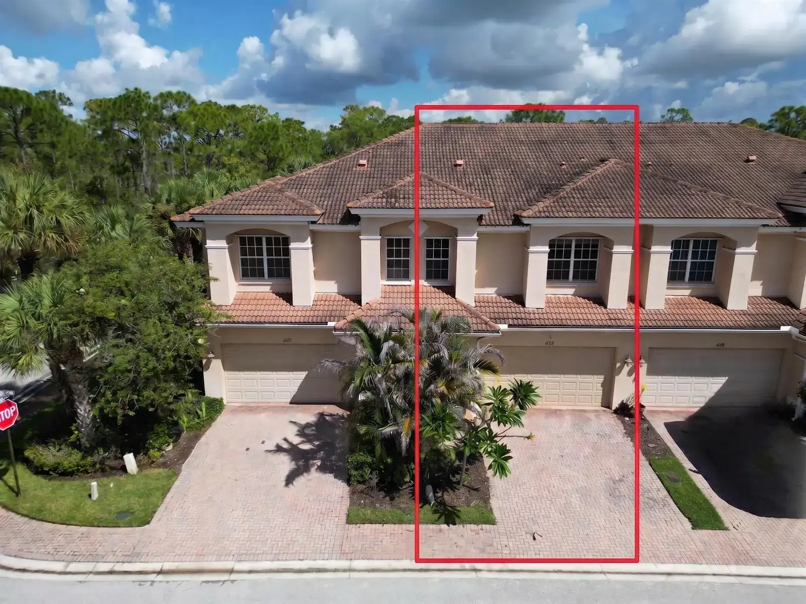 423 SW Walking Path, Stuart FL 34997 photo 2