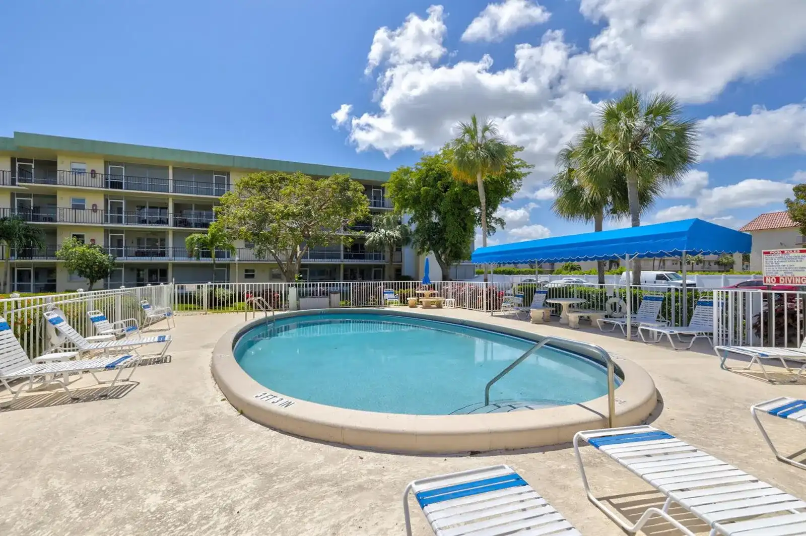 806 SE 7TH Street # 201, Deerfield Beach FL 33441