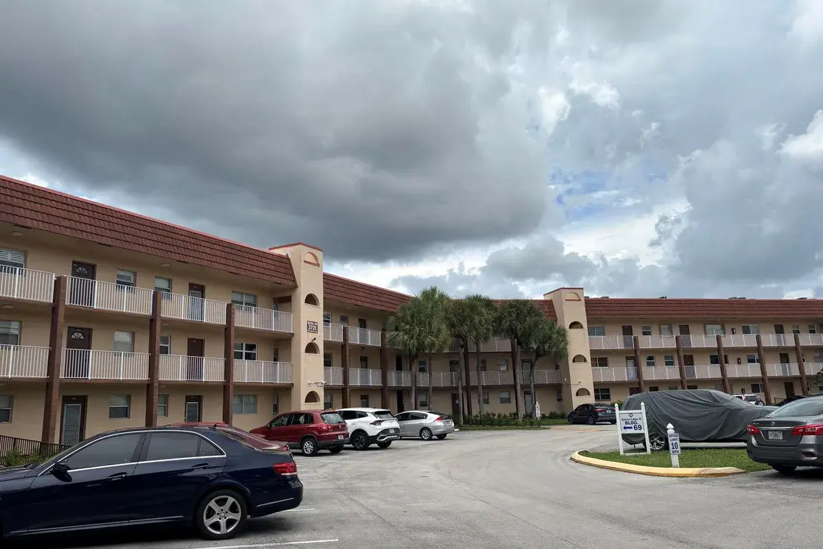 2721 N Pine Island Road # 204, Sunrise FL 33322