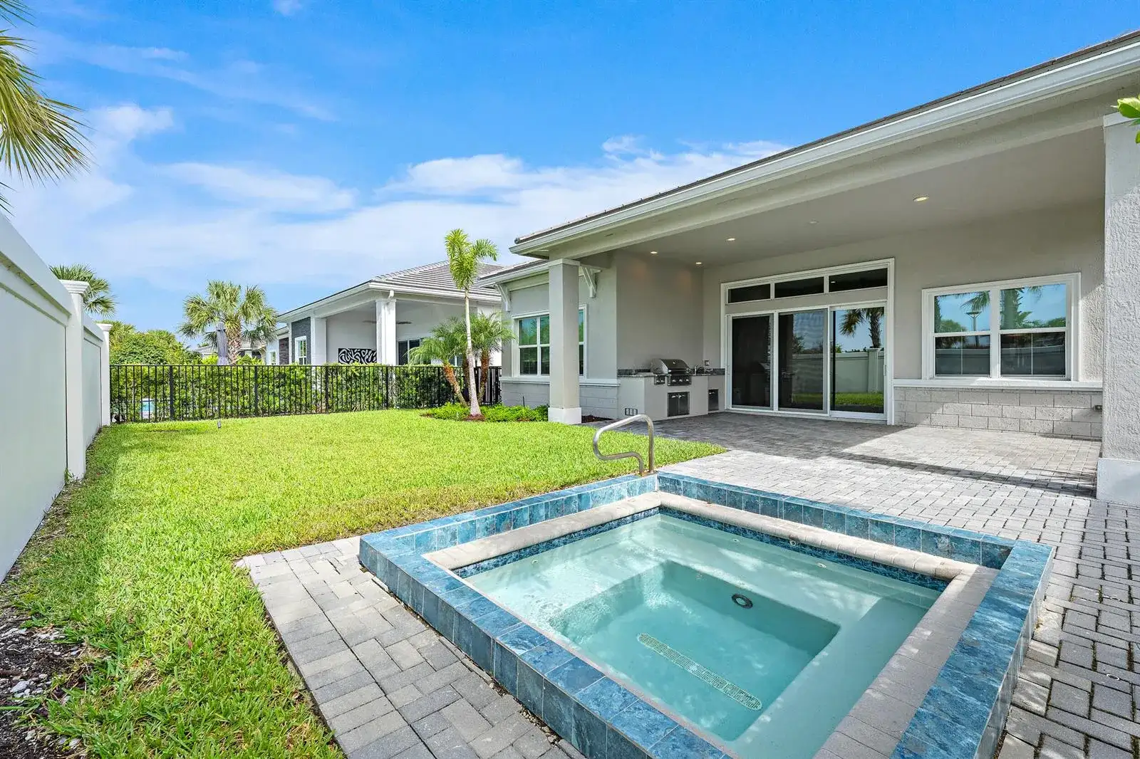 9901 Regency Way, Palm Beach Gardens FL 33412 photo 2