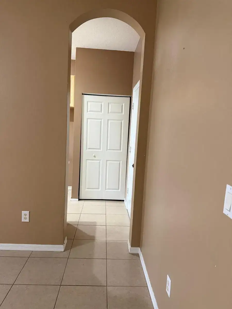 1510 Seminole Palms Drive, FL 33463 photo 4