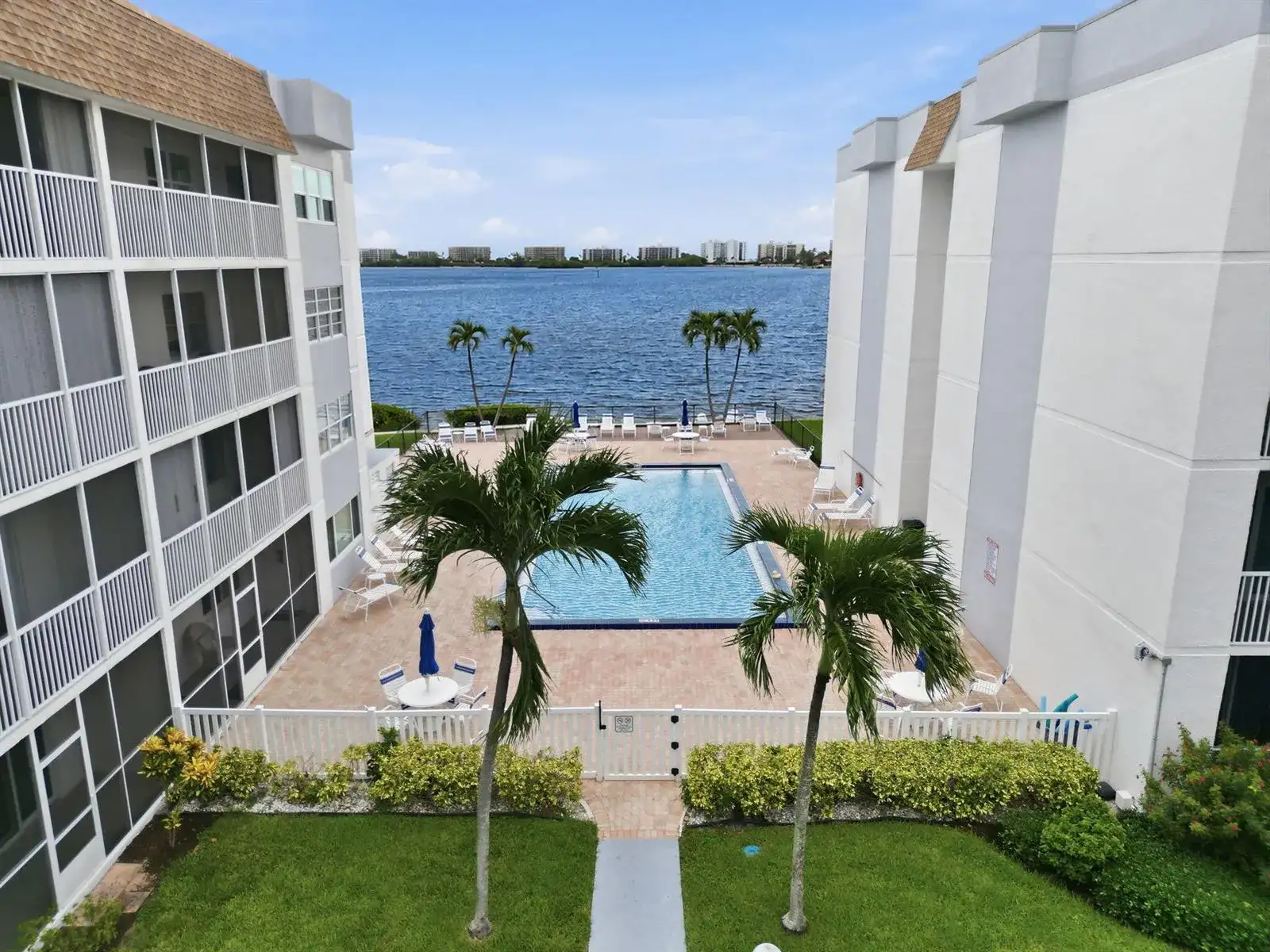 1516 S Lakeside Drive # 408, FL 33460 photo 5