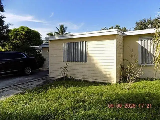 3900 Orange Street, Lantana FL 33462 photo 3