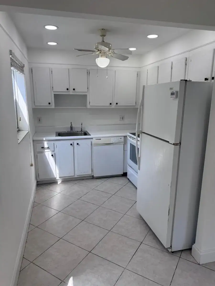 484 MONACO K # 484, Delray Beach FL 33446 photo 5