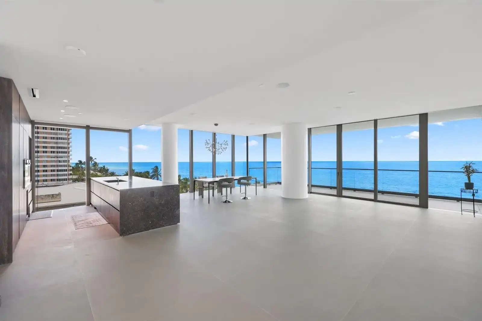 2000 S OCEAN Drive # 5A, Hallandale Beach FL 33009