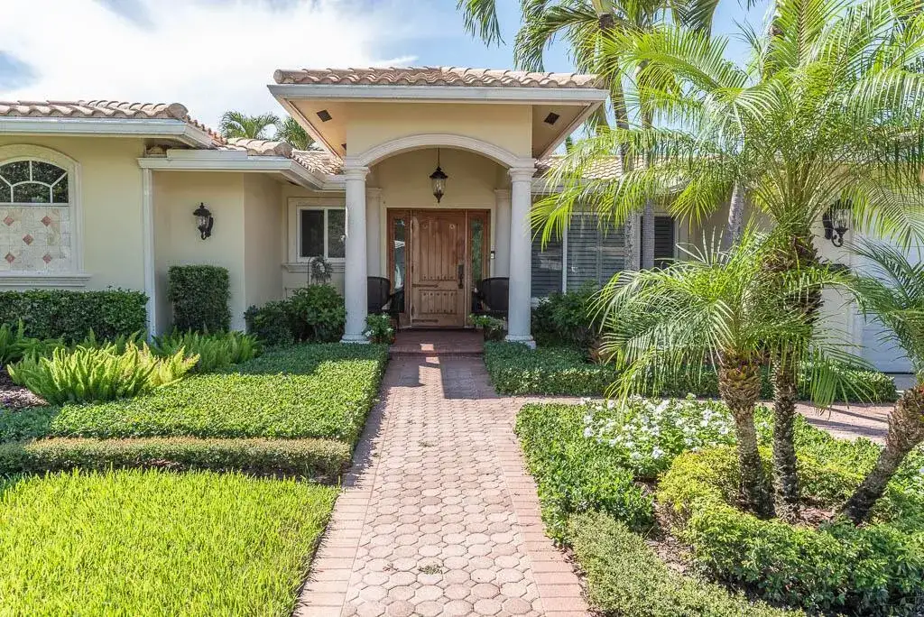 810 SW 3rd Street, Boca Raton FL 33486 photo 2
