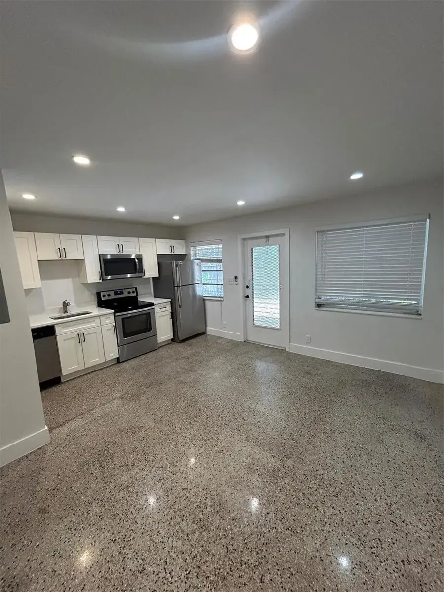 820 N Victoria Park Road # 4, Fort Lauderdale FL 33304