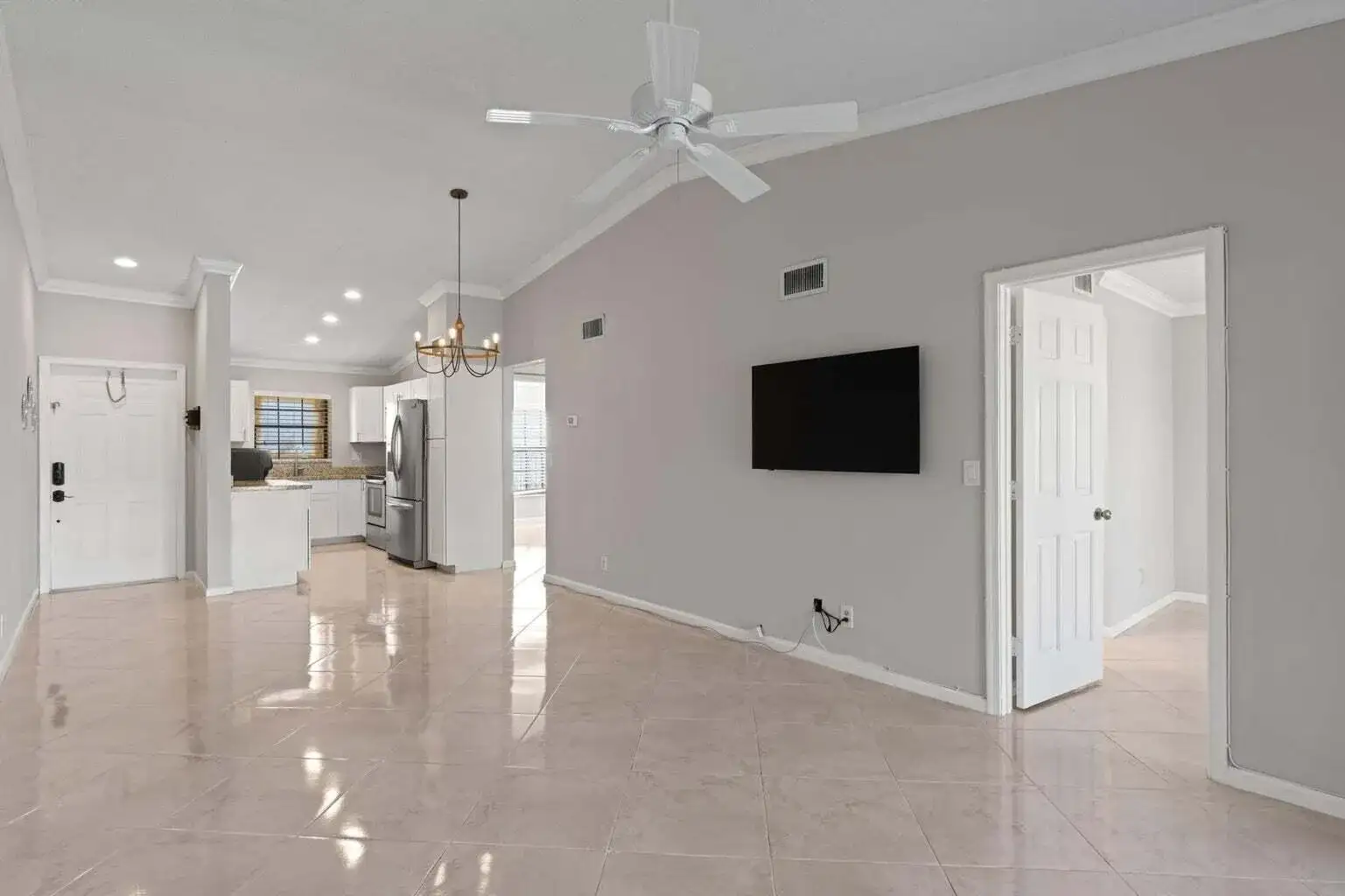 2600 GREENWOOD Terrace # 210, Boca Raton FL 33431 photo 4
