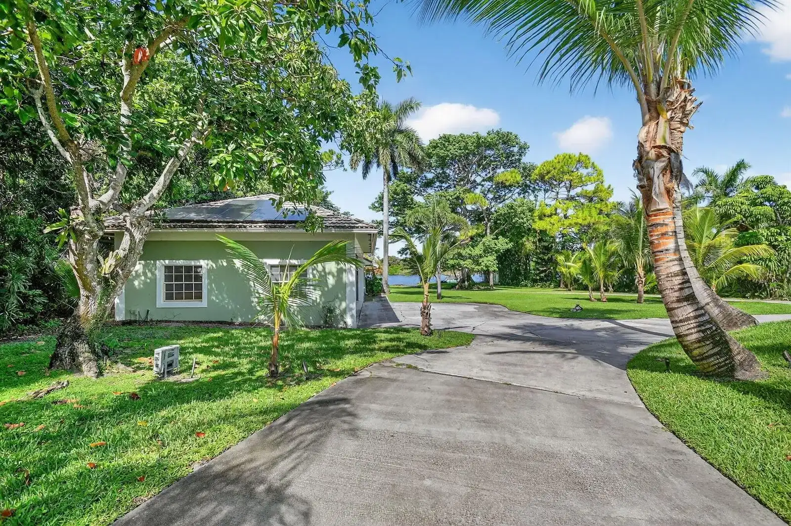 6225 Pine Drive, Lake Worth FL 33462