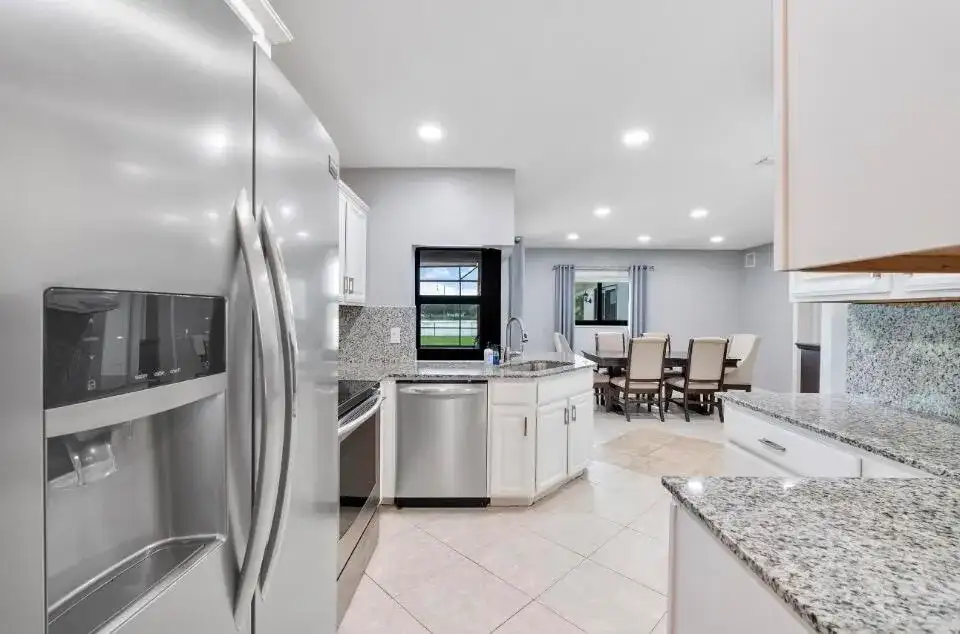 711 NW 45TH Avenue, Coconut Creek FL 33066 photo 4