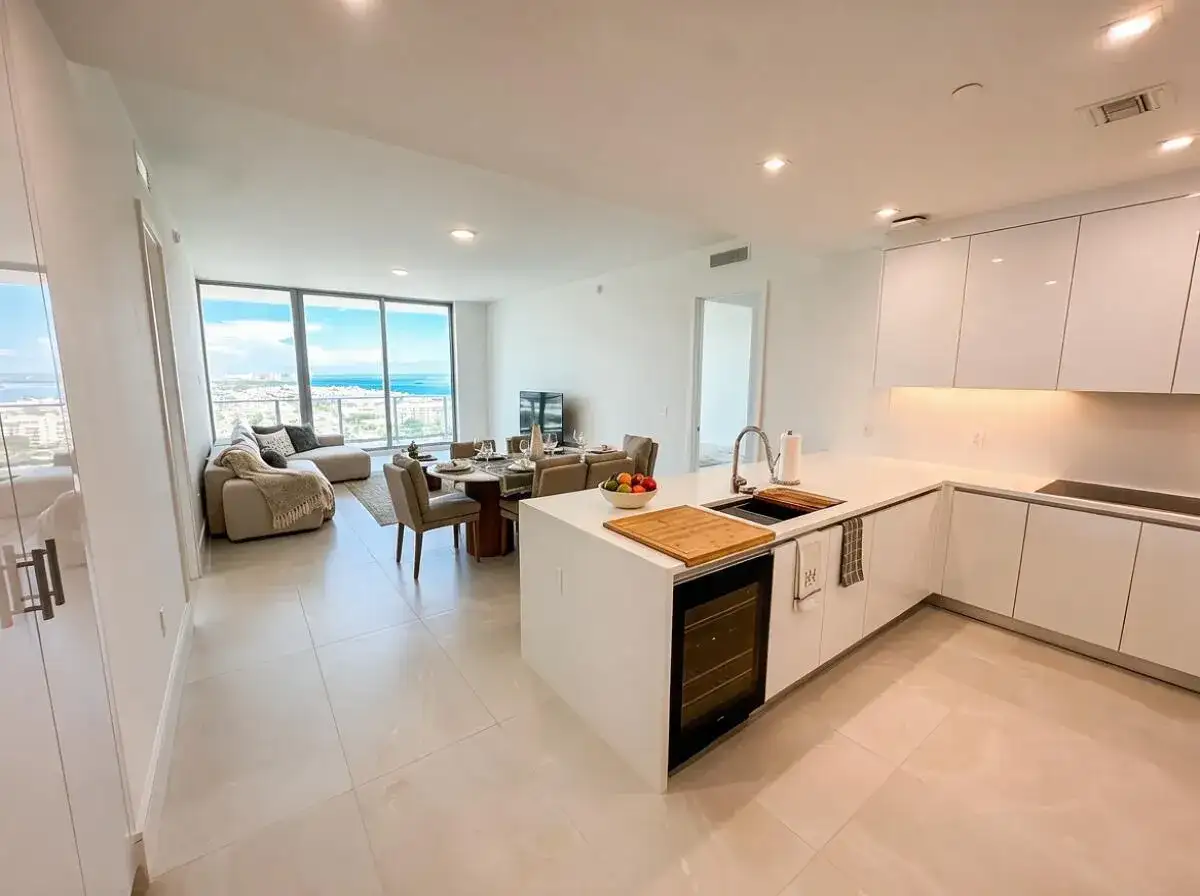 220 Lake Shore Drive # 2021, Lake Park FL 33403 photo 3