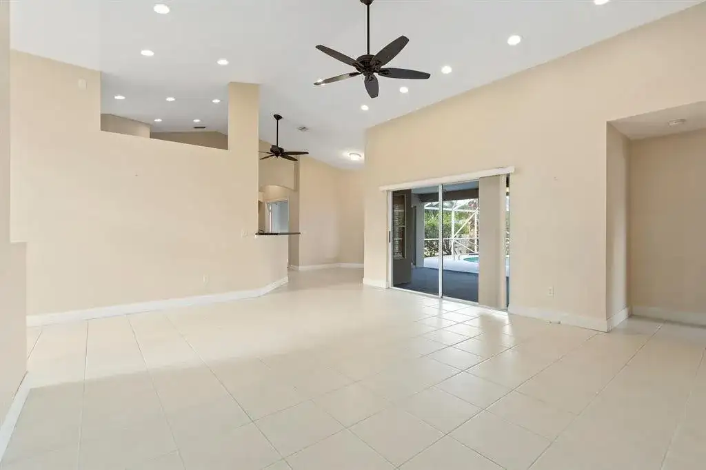 2955 SW West Calabria Circle, Port St. Lucie FL 34953 photo 4