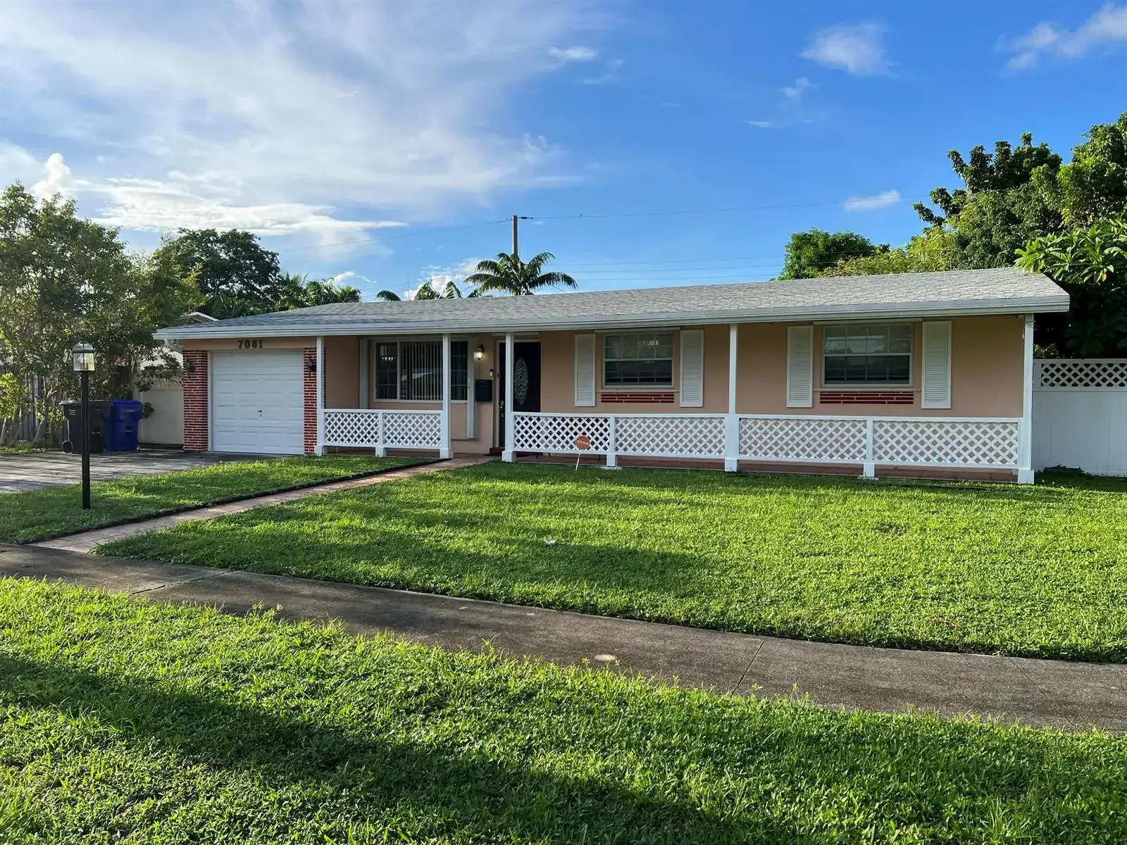 7081 TAYLOR Street, Hollywood FL 33024