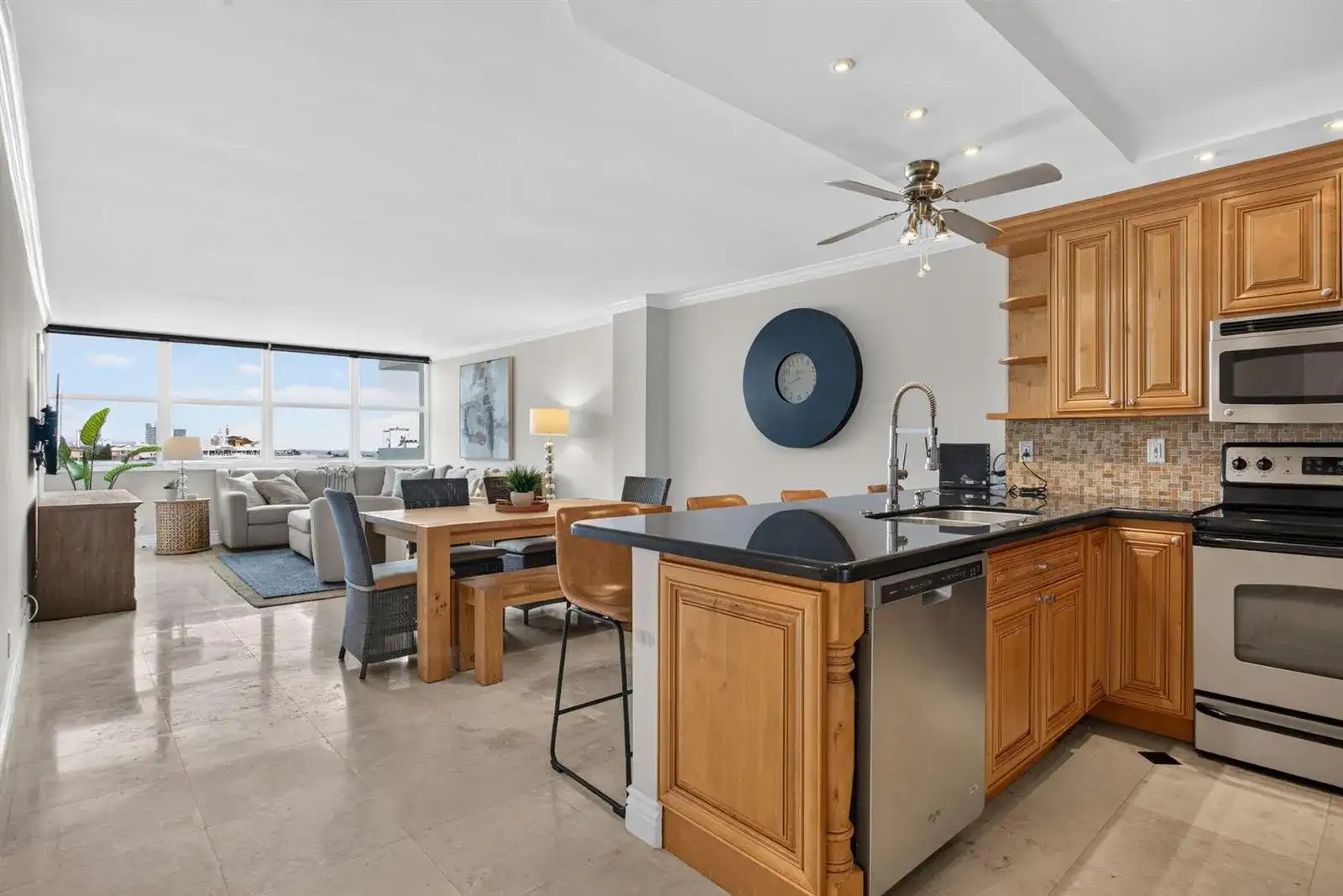 800 SE 20TH Avenue # 811, Deerfield Beach FL 33441 photo 2