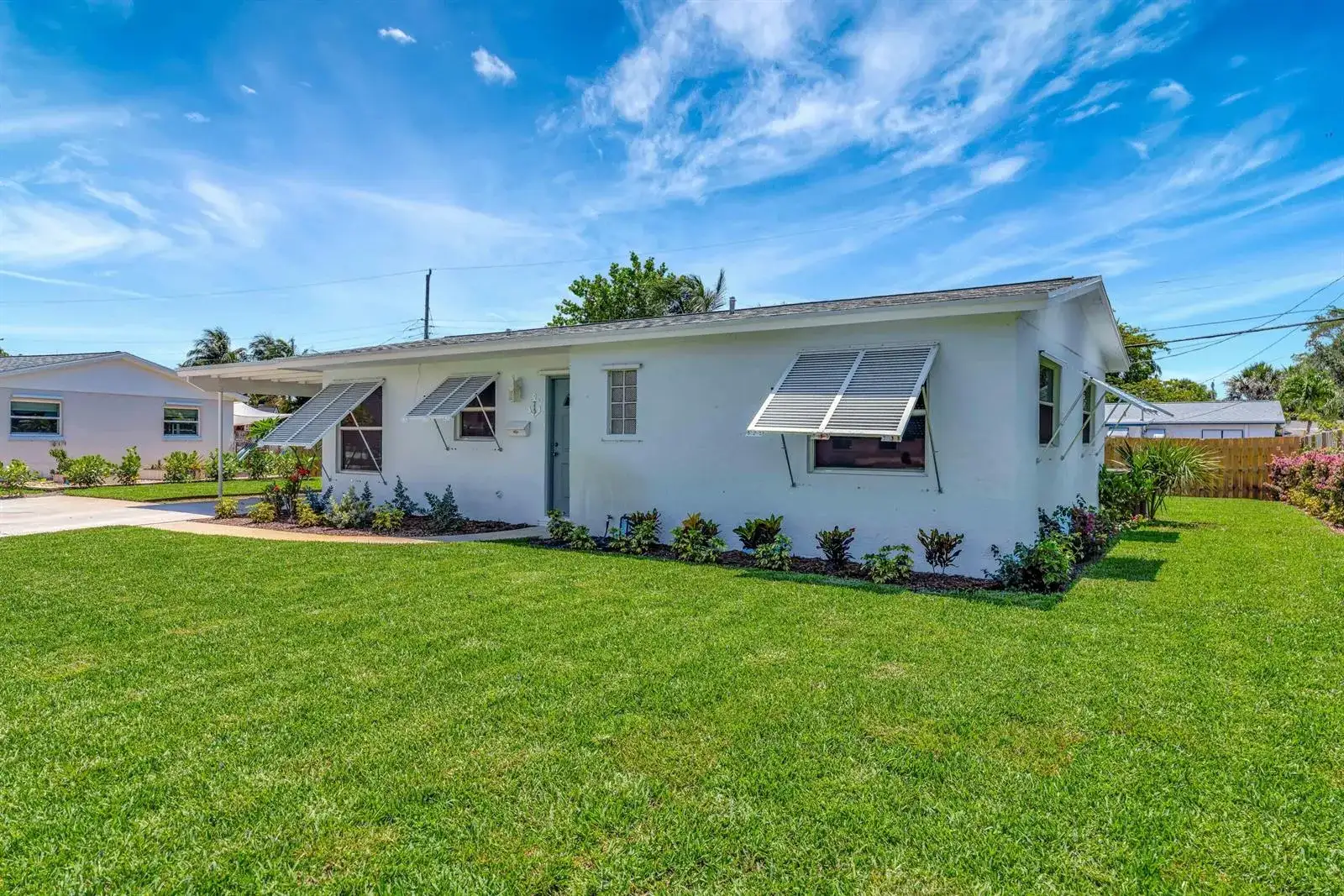 713 Gumtree Road, North Palm Beach FL 33408 photo 3