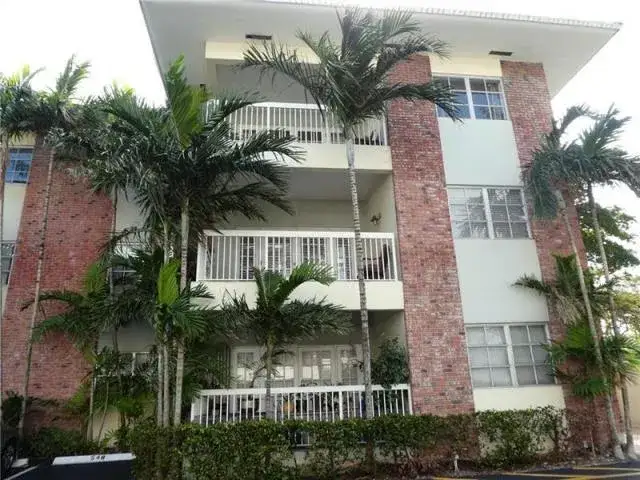 2424 SE 17TH Causeway # 103B, Fort Lauderdale FL 33316