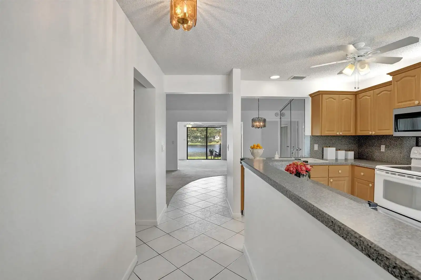 2129 SW 17TH Circle, Deerfield Beach FL 33442 photo 4