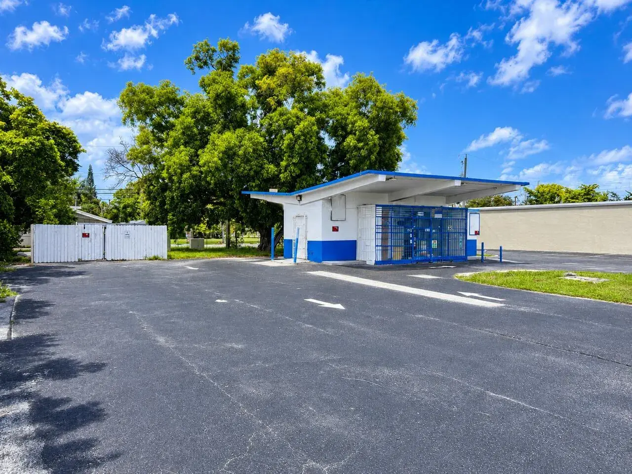 1621 N Cypress Road, Pompano Beach FL 33060