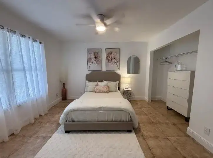 1445 LAKE CRYSTAL Drive, West Palm Beach FL 33411 photo 3