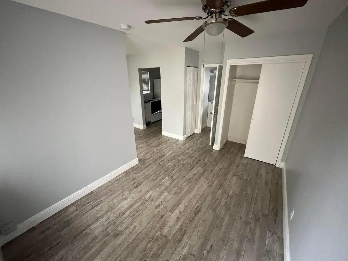 1150 W Blue Heron Boulevard # 7, Riviera Beach FL 33404 photo 2