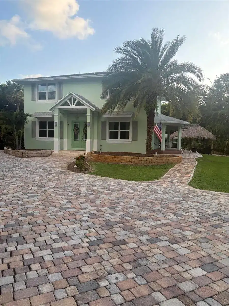 172 S RIVER Road, Sewalls Point FL 34996 photo 3
