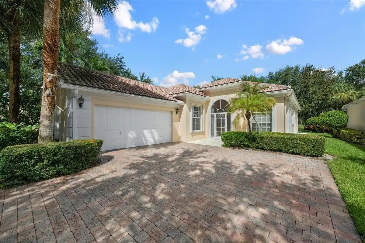 306 Aegean Road, Palm Beach Gardens FL 33410