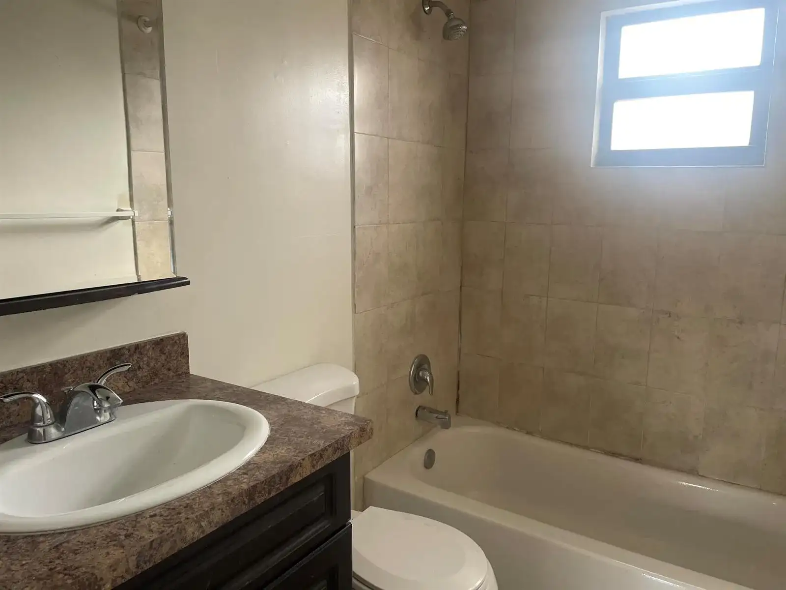 2830 Avenue S # D1, Riviera Beach FL 33404 photo 3