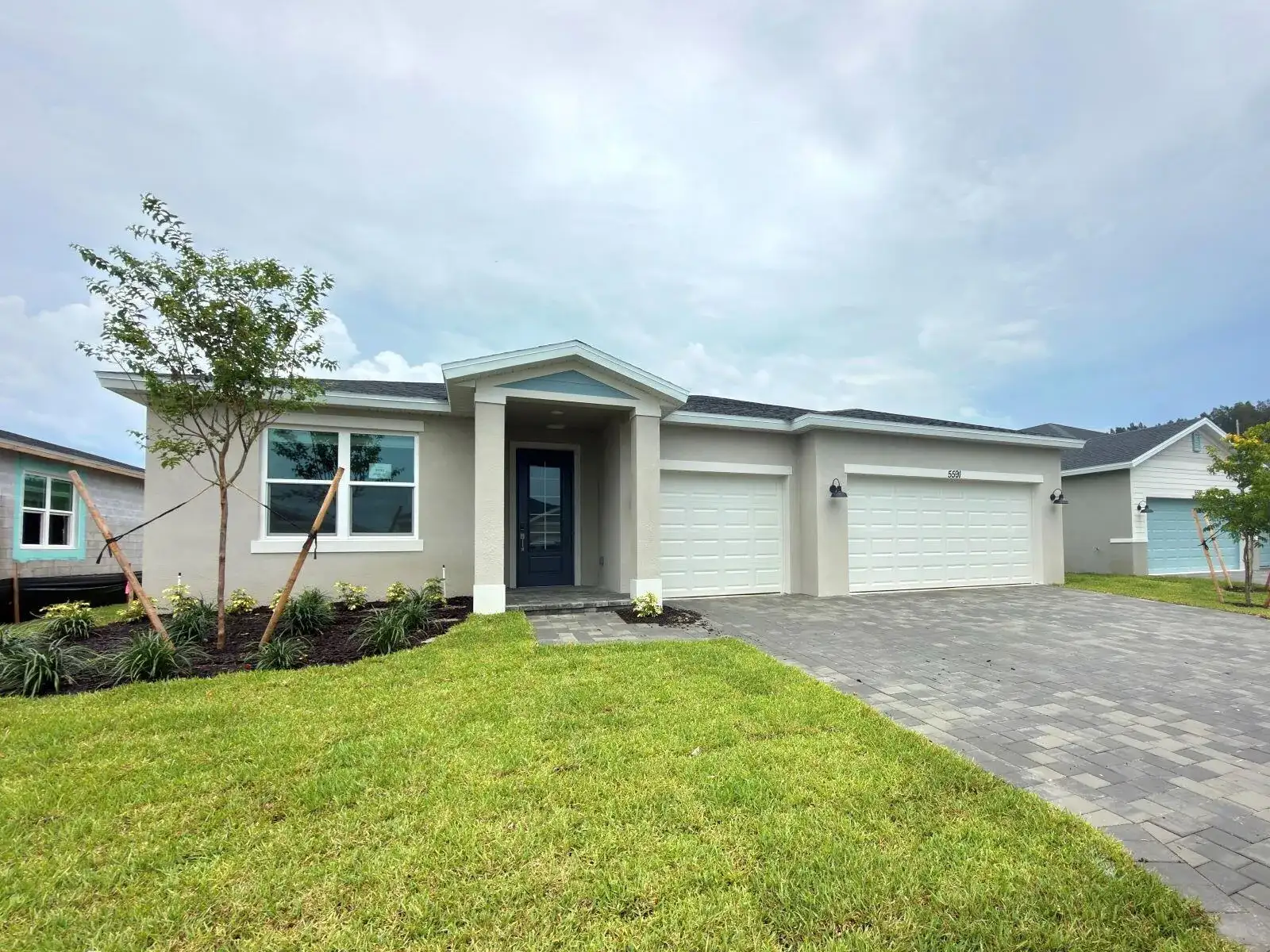 5591 Hampton Park Circle, Vero Beach FL 32966 photo 2