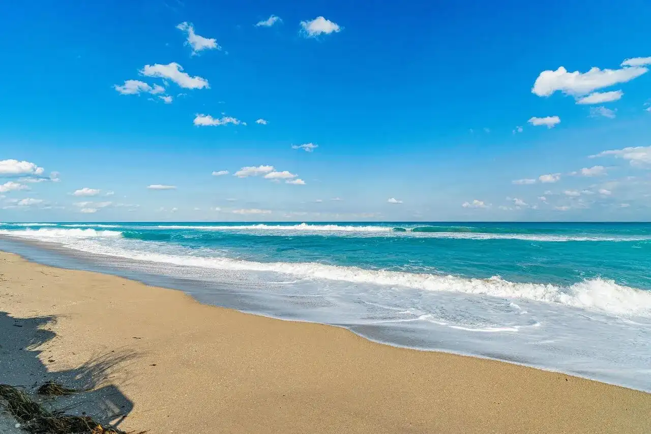 2100 S Ocean Boulevard # 402, Palm Beach FL 33480
