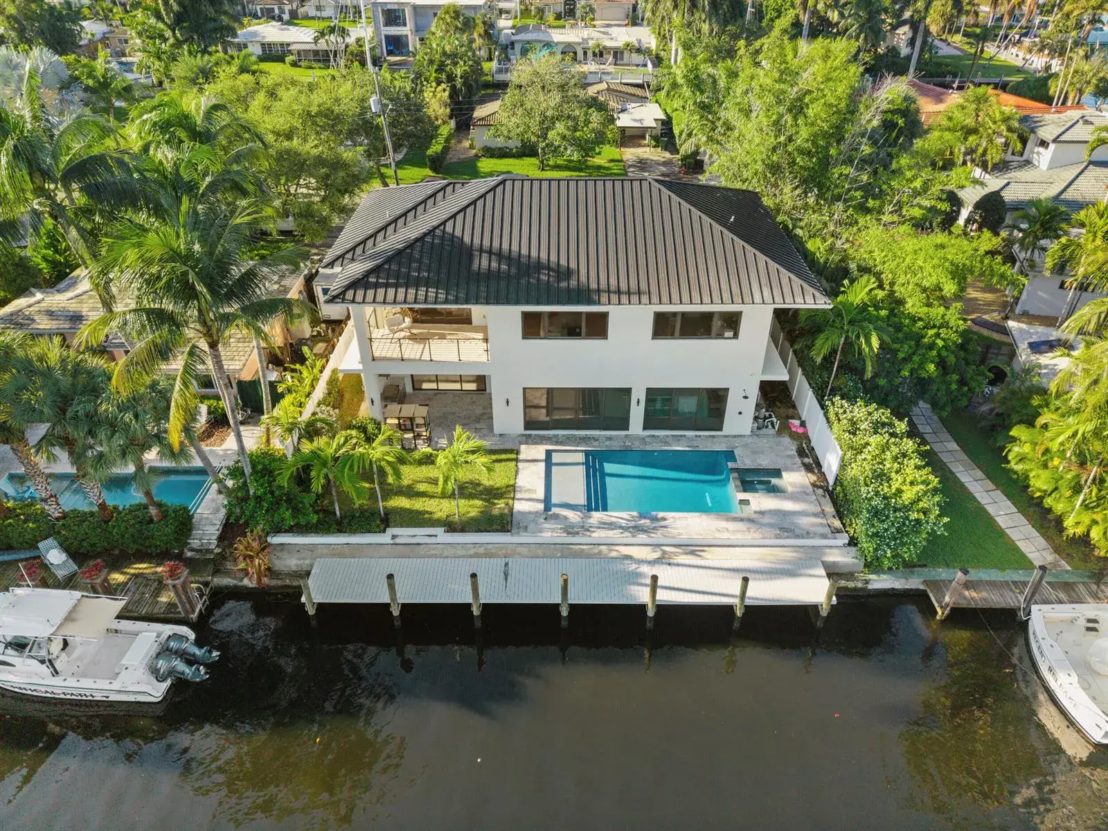 1317 TANGELO Isle, Fort Lauderdale FL 33315