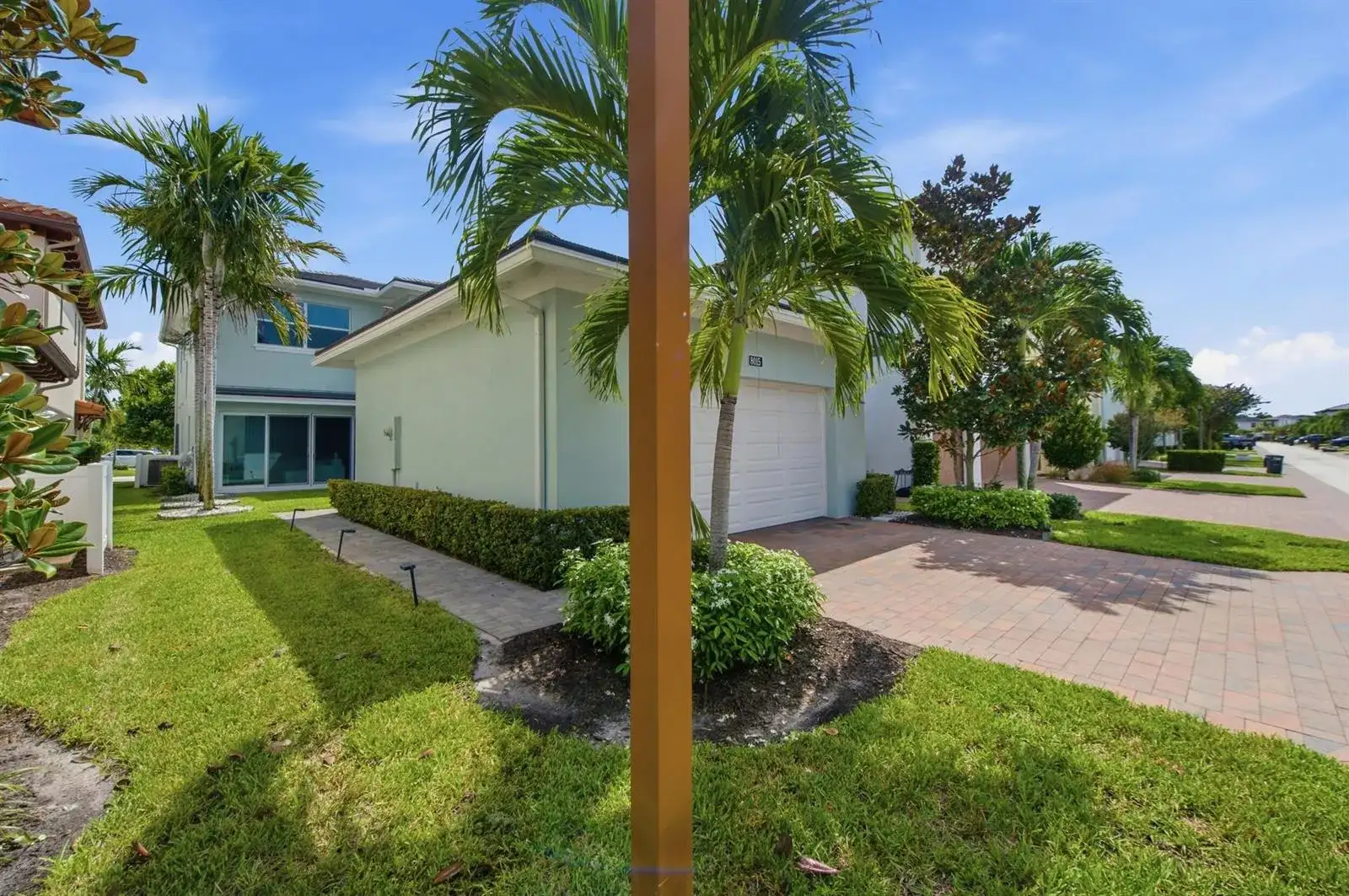 8015 Hobbes Way, Palm Beach Gardens FL 33418 photo 3