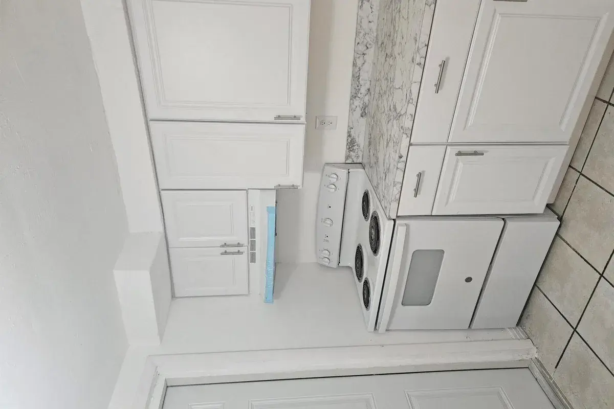 2467 NW 90TH Street, Miami FL 33147