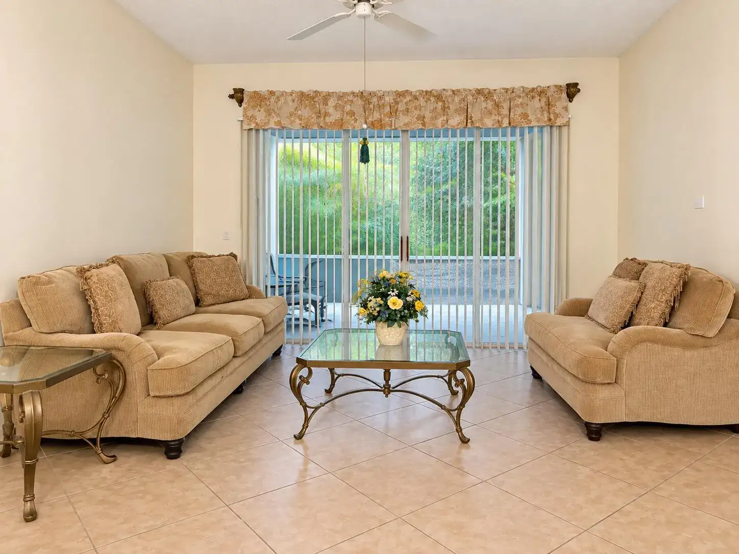 10164 LOMBARDY Drive, Tamarac FL 33321 photo 5
