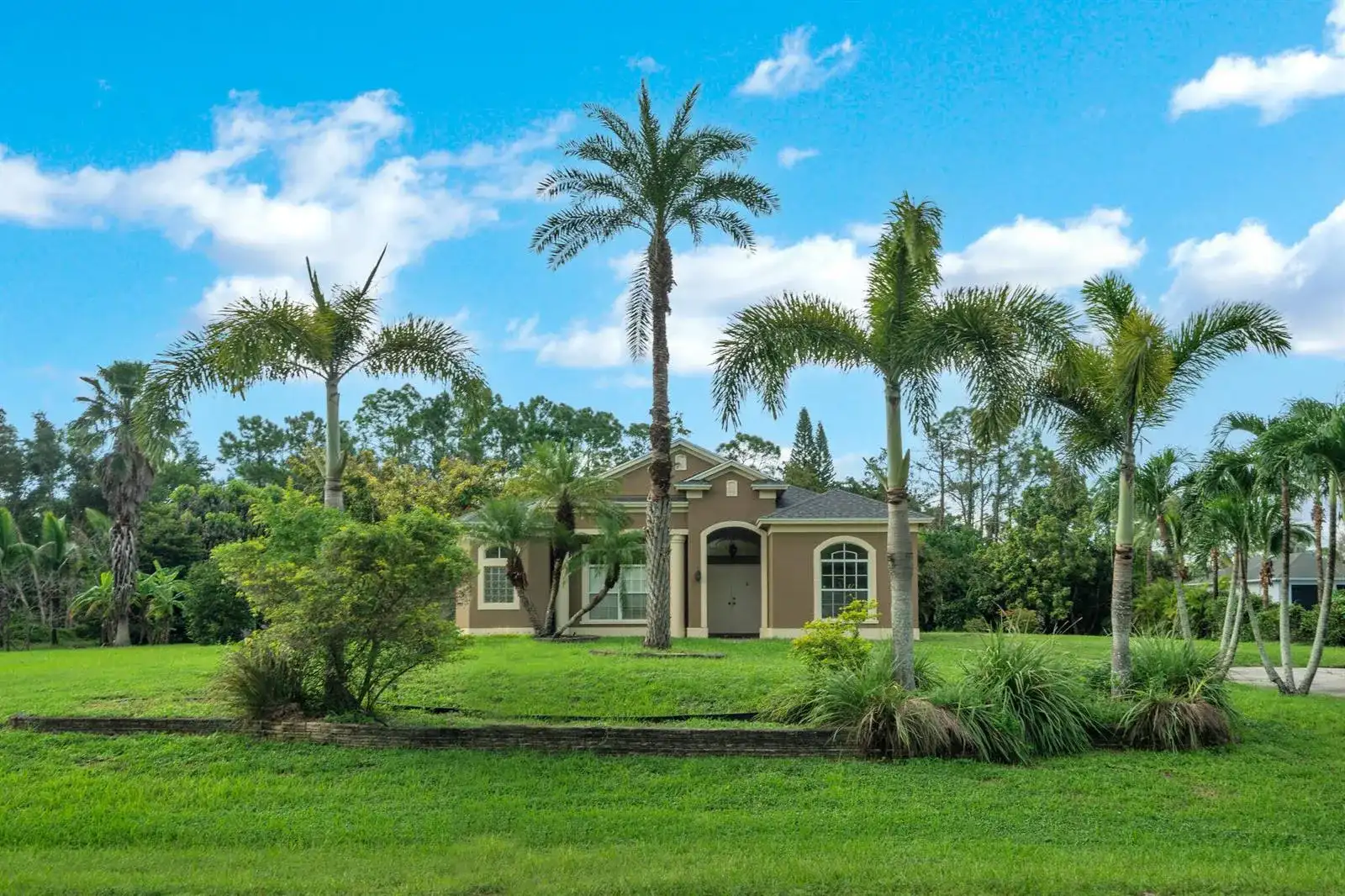 16785 81st Lane N, Loxahatchee FL 33470