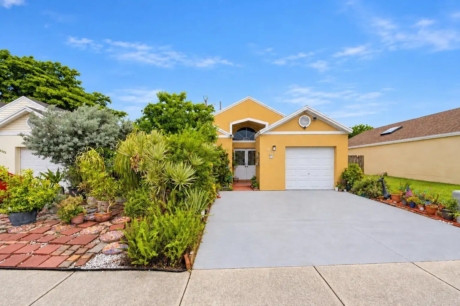 3680 Marlberry Lane, Miramar FL 33025 photo 2