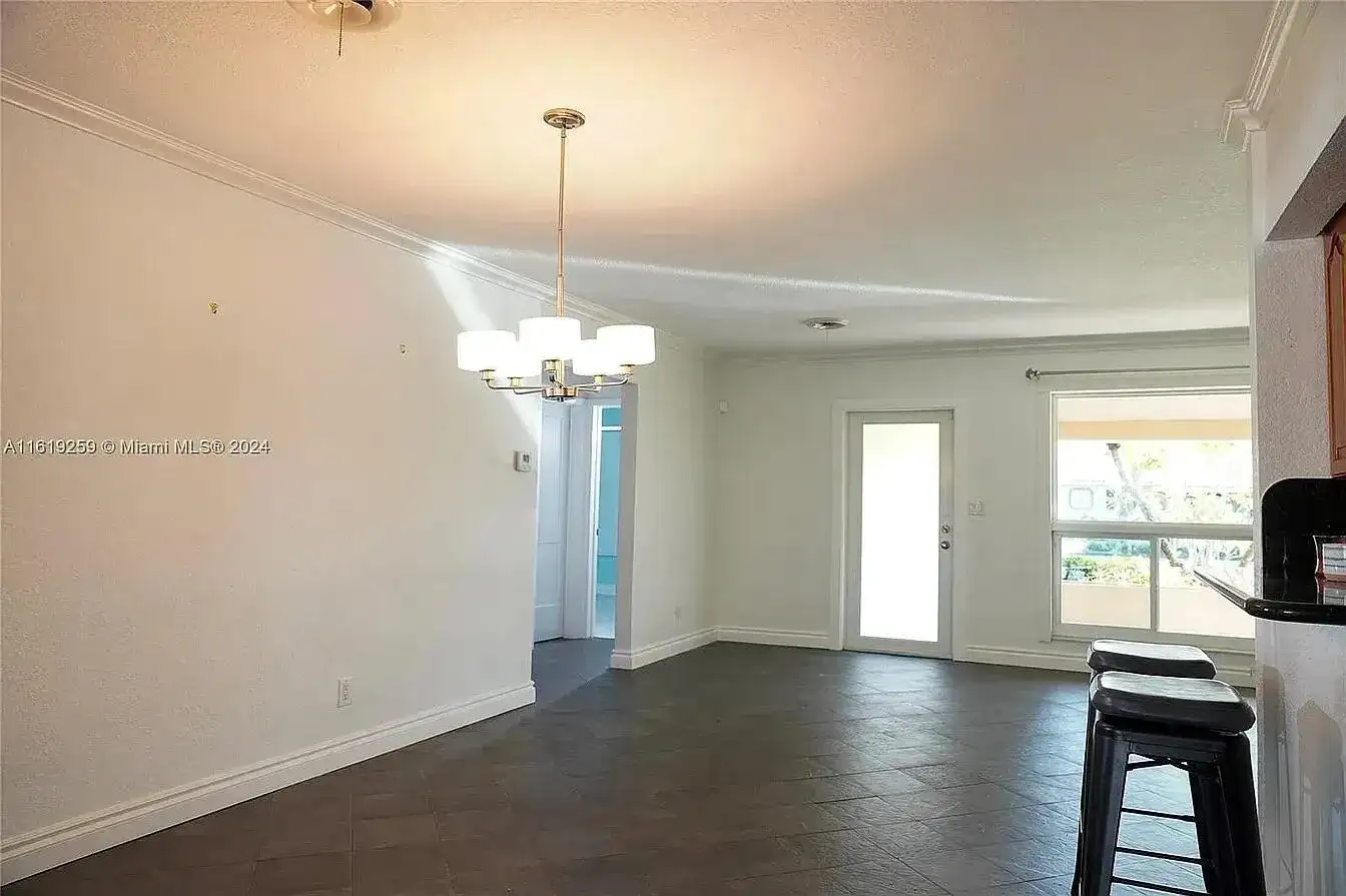 4205 MCKINLEY Street, Hollywood FL 33021 photo 4