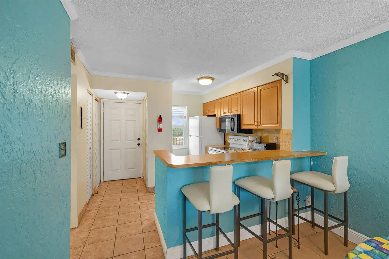 2104 S Cypress Bend Drive # 408, Pompano Beach FL 33069 photo 4