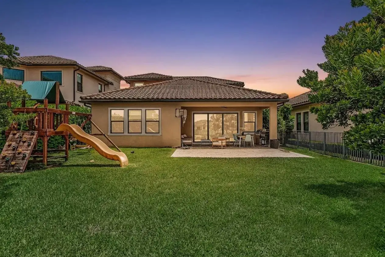 12143 S Baypoint Circle, Parkland FL 33076 photo 3