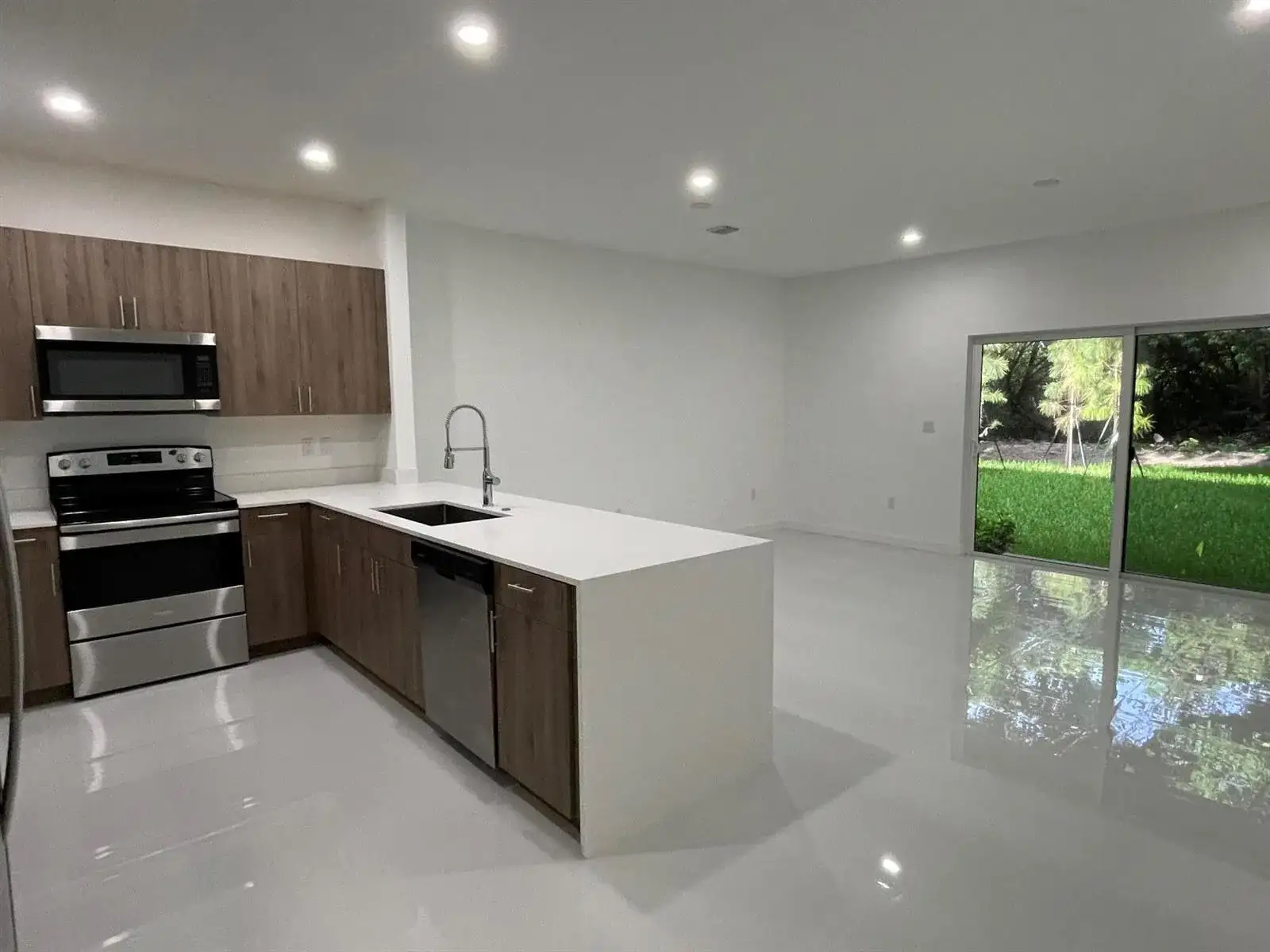 1350 CRYSTAL Way # 107, Delray Beach FL 33444 photo 5