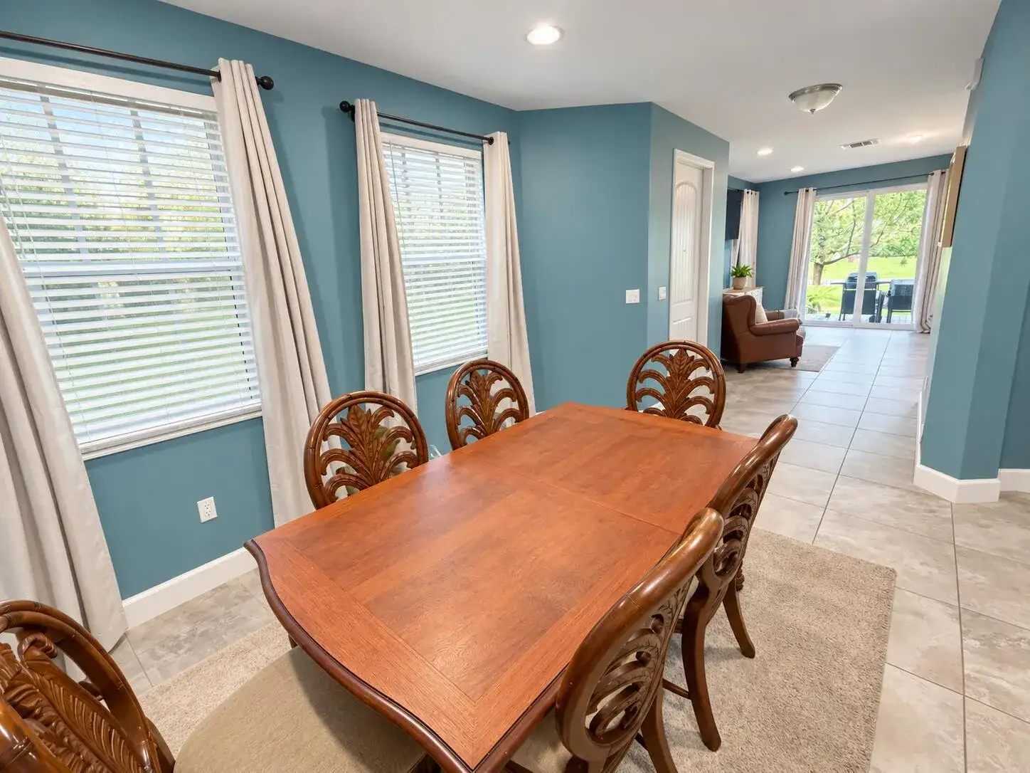 4924 NW 48th Terrace, Tamarac FL 33319 photo 3