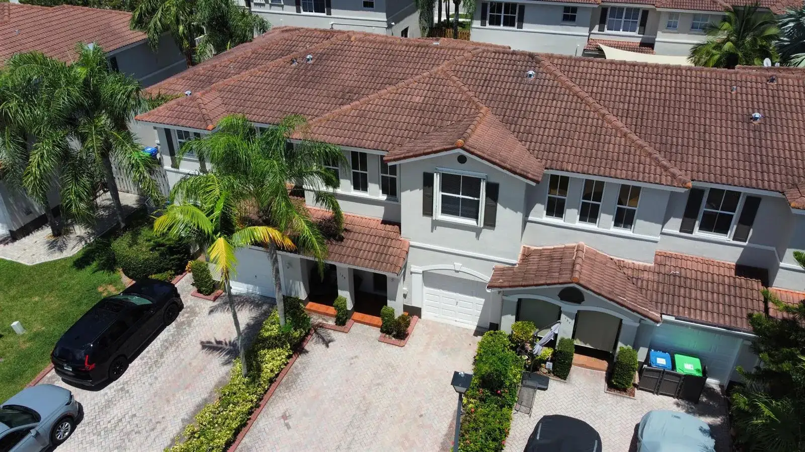 135 RIVERWALK Circle, Sunrise FL 33326