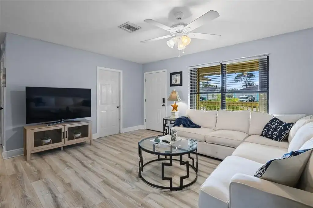 5408 Birch Drive, Fort Pierce FL 34982 photo 5