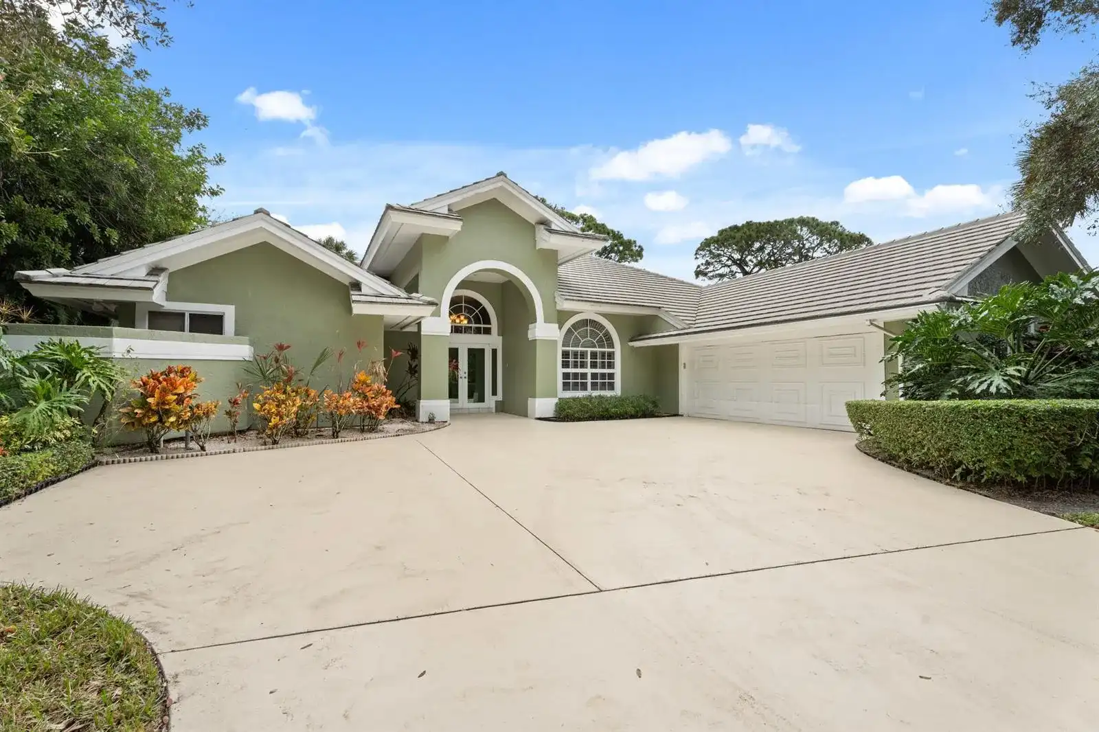 6581 SE Baltusrol Terrace, Stuart FL 34997
