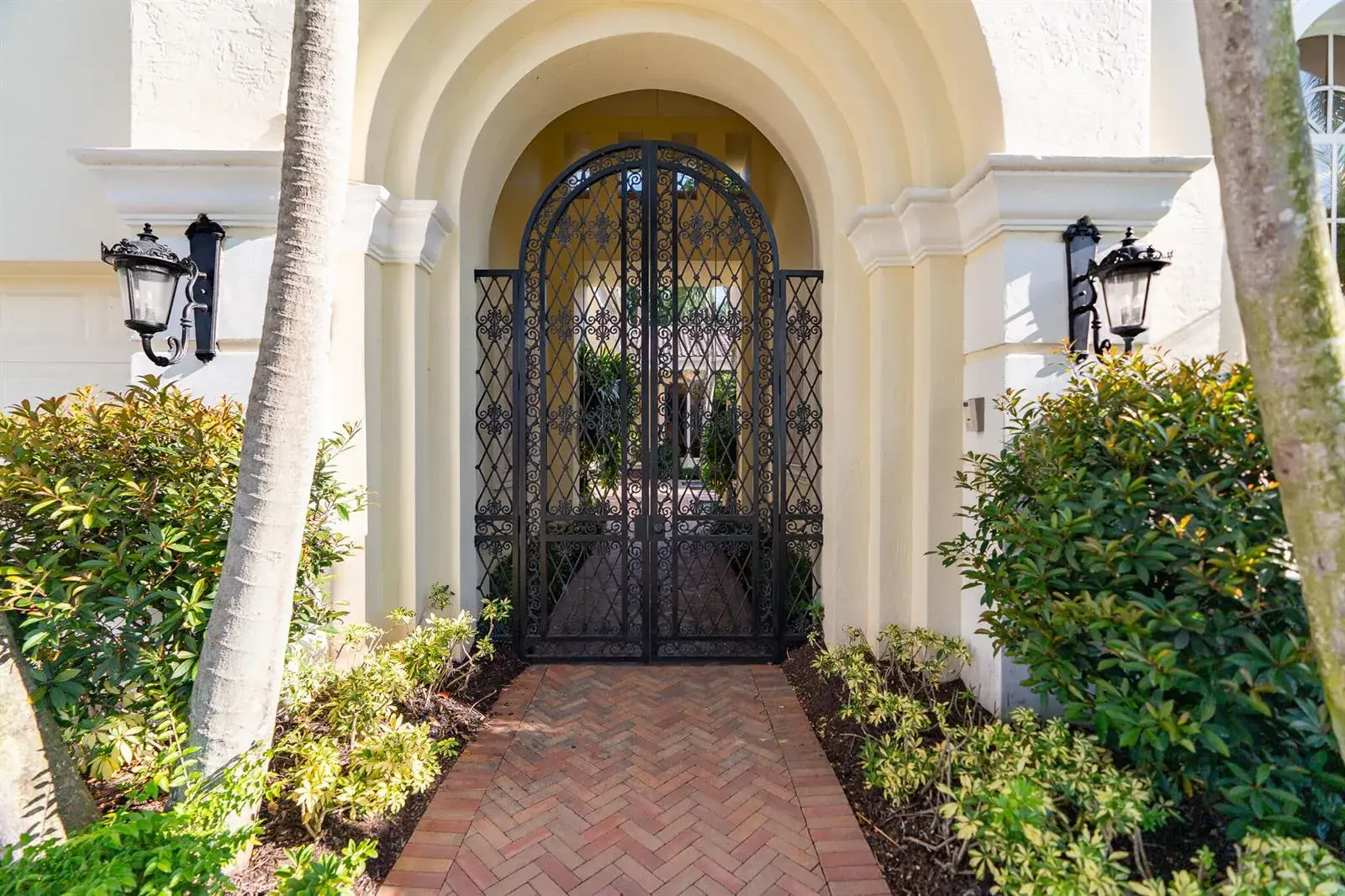 7555 Porto Vecchio Place, Delray Beach FL 33446