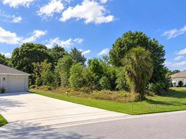 3950 SW Port St Lucie Boulevard, Port St. Lucie FL 34953 photo 2