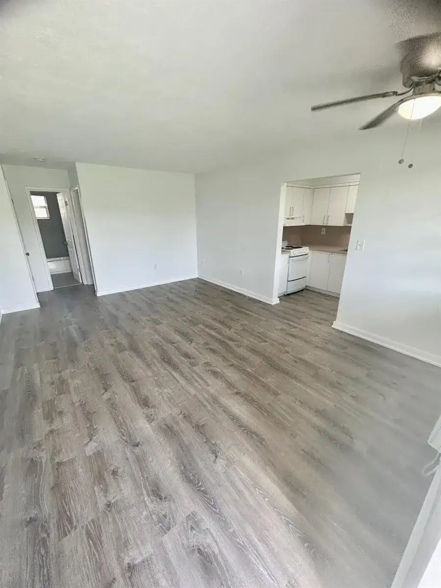 7624 PEMBROKE Road # A, Miramar FL 33023 photo 3