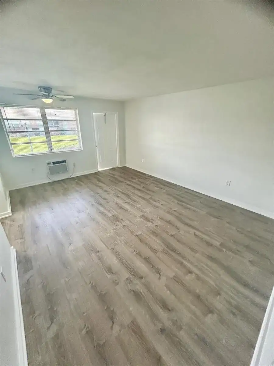 7624 PEMBROKE Road # A, Miramar FL 33023 photo 4