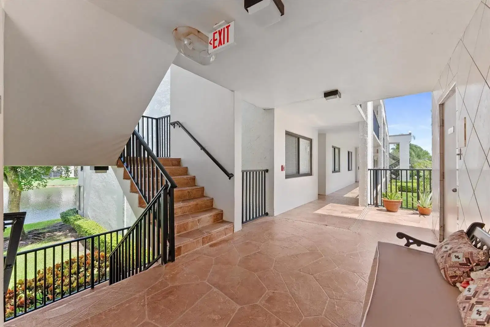 10634 W Clairmont Circle, Tamarac FL 33321 photo 4