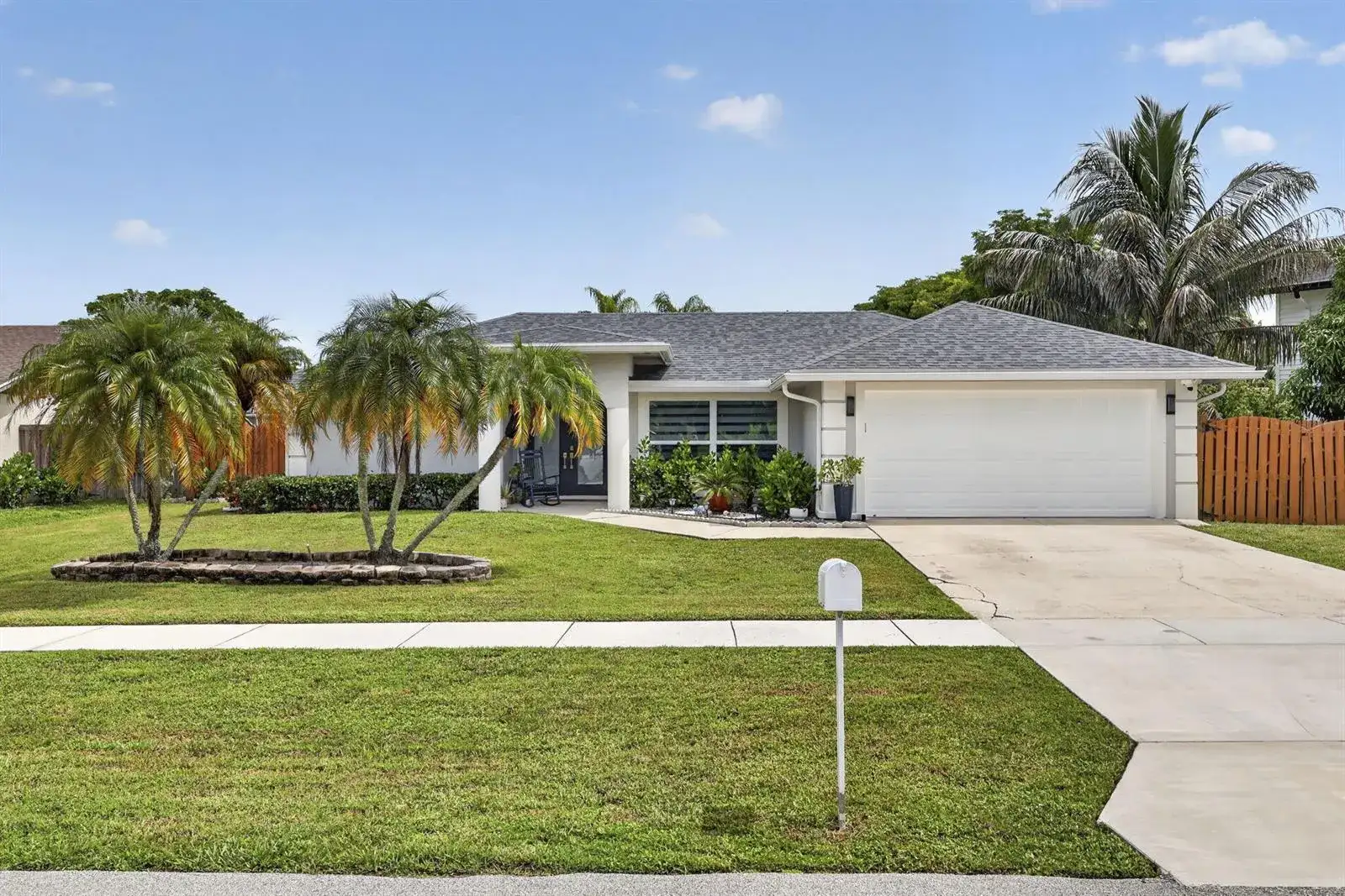 1390 PINE VALLEY Drive, Wellington FL 33414 photo 3